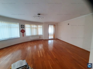 Vila cu 7 camere de vanzare in Lipanesti, 397.3 mp
