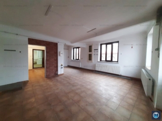 Vila cu 11 camere de vanzare, zona Gheorghe Doja, 237.7 mp