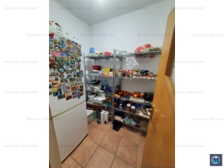 Vila cu 11 camere de vanzare, zona Gheorghe Doja, 237.7 mp