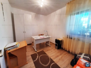 Casa cu 7 camere de vanzare in Paulesti, 205 mp