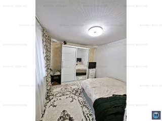 Casa cu 3 camere de vanzare, zona Republicii, 67.5 mp
