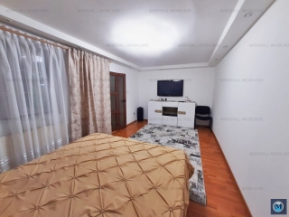 Casa cu 3 camere de vanzare, zona Republicii, 67.5 mp