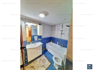 Casa cu 3 camere de vanzare, zona Republicii, 67.5 mp