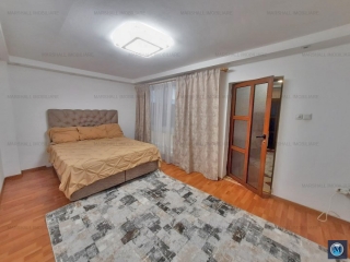 Casa cu 3 camere de vanzare, zona Republicii, 67.5 mp