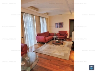 Apartament 3 camere de vanzare, zona Central, 82.32 mp