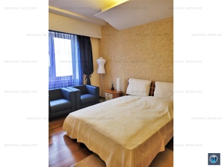 Apartament 3 camere de vanzare, zona Central, 82.32 mp