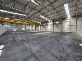 Spatiu industrial de vanzare in Campina, zona Central, 4600 mp