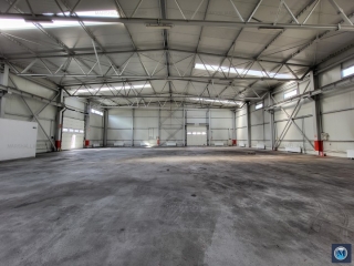 Spatiu industrial de vanzare in Campina, zona Central, 4600 mp