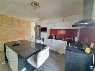 Vila cu 6 camere de vanzare in Paulesti, 196 mp