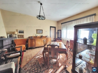 Apartament 3 camere de vanzare in Campina, zona Central, 80 mp