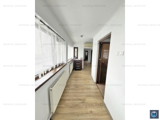 Casa cu 3 camere de vanzare, zona Central, 77 mp