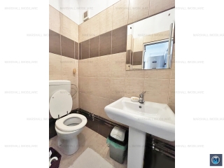 Casa cu 3 camere de vanzare, zona Central, 77 mp