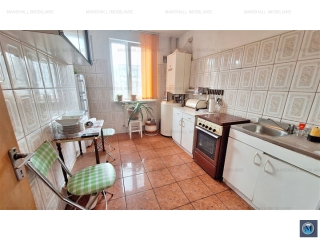 Apartament 4 camere de vanzare, zona Sud, 78.8 mp