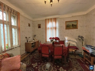 Vila cu 6 camere de vanzare, zona Buna Vestire, 152 mp