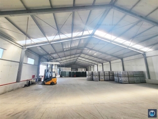 Spatiu industrial de inchiriat, zona Exterior Vest, 1500 mp