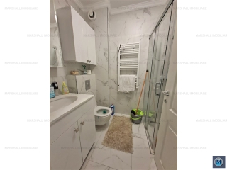 Apartament 2 camere de vanzare, zona Albert, 64 mp