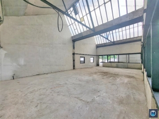 Spatiu industrial de inchiriat in Campina, 2400 mp