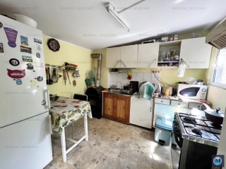 Casa cu 3 camere de vanzare, zona Republicii, 68 mp