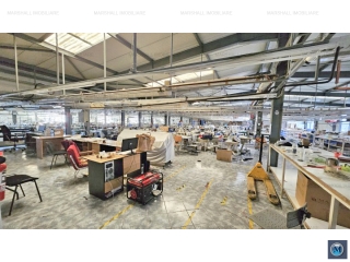 Spatiu industrial de vanzare in Valenii de Munte, zona Central, 2600 mp