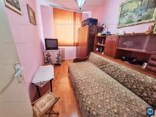 Apartament 3 camere de vanzare, zona Mihai Bravu, 48 mp