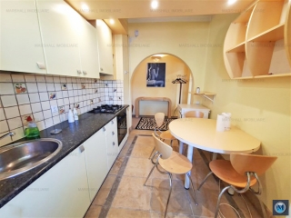 Apartament 2 camere de vanzare, zona Central, 75.95 mp