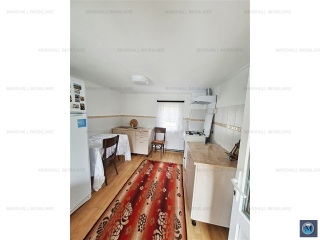Casa cu 6 camere de vanzare in Ciorani, 89 mp