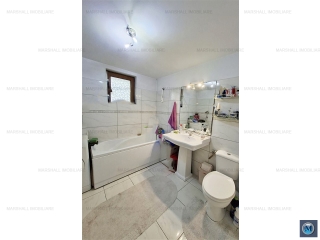Casa cu 4 camere de vanzare, zona Transilvaniei, 206 mp