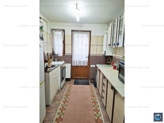 Casa cu 4 camere de vanzare, zona Transilvaniei, 206 mp