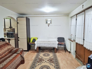 Casa cu 4 camere de vanzare, zona Transilvaniei, 206 mp