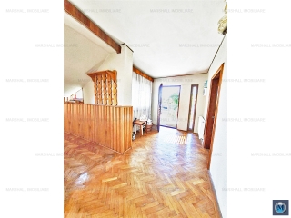 Vila cu 10 camere de vanzare in Gageni, 281,47 mp