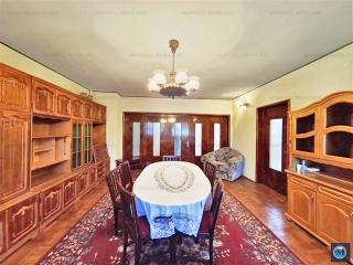 Vila cu 10 camere de vanzare in Gageni, 281,47 mp