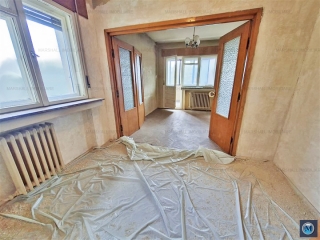 Apartament 4 camere de vanzare, zona Sud, 94,67 mp
