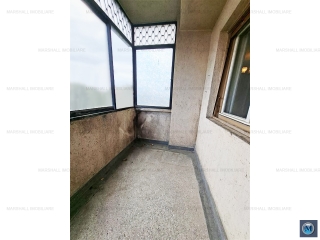 Apartament 4 camere de vanzare, zona Sud, 94,67 mp