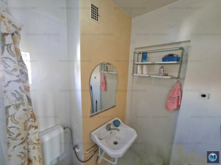 Vila cu 6 camere de vanzare, zona Buna Vestire, 184.7 mp
