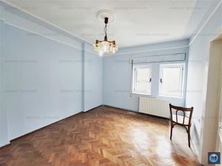Casa cu 3 camere de vanzare, zona Central, 152,72 mp