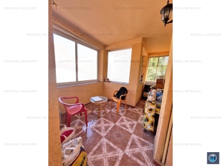 Casa cu 4 camere de vanzare, zona Central, 162 mp