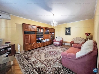 Casa cu 4 camere de vanzare, zona Central, 162 mp