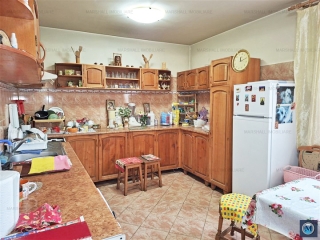 Vila cu 5 camere de vanzare in Blejoi, 160,61 mp