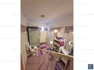 Casa cu 7 camere de vanzare, zona Exterior Est, 220 mp
