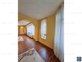 Casa cu 7 camere de vanzare, zona Exterior Est, 220 mp