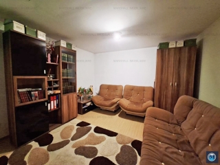 Casa cu 7 camere de vanzare, zona Exterior Est, 220 mp