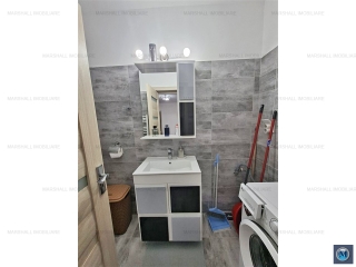 Apartament 3 camere de vanzare, zona Republicii, 70 mp