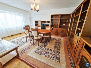 Apartament 2 camere de vanzare, zona Ultracentral, 56 mp