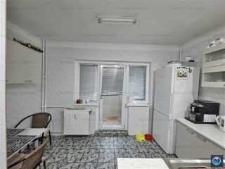 Apartament 2 camere de vanzare, zona Central, 57 mp