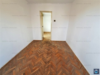 Apartament 3 camere de vanzare, zona Baraolt, 46 mp