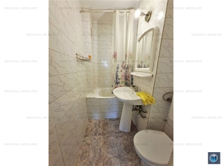 Apartament 3 camere de vanzare, zona Baraolt, 46 mp