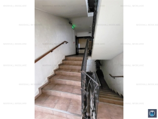 Spatiu comercial de vanzare, zona Vest, 1200 mp
