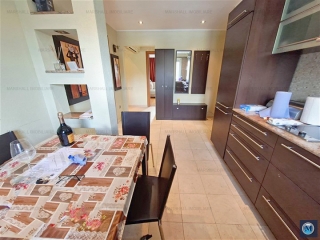 Apartament 4 camere de vanzare, zona Nord, 80.62 mp