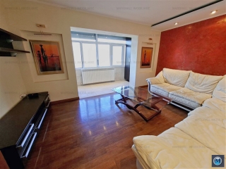 Apartament 4 camere de vanzare, zona Nord, 80.62 mp