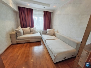 Apartament 4 camere de vanzare, zona Nord, 80.62 mp